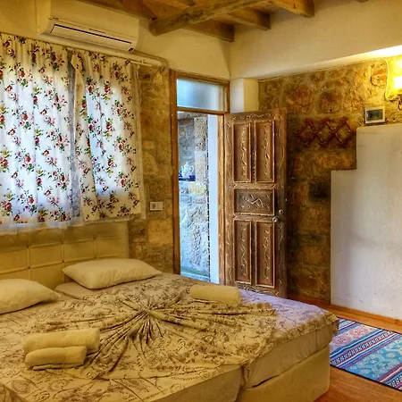 Parmis Boutique House Gasthof