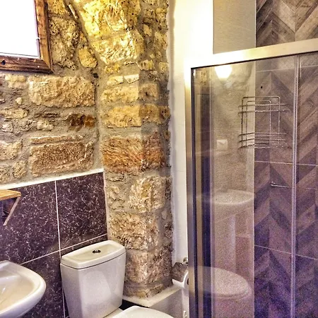 Πανσιόν Parmis Boutique House Çeşme