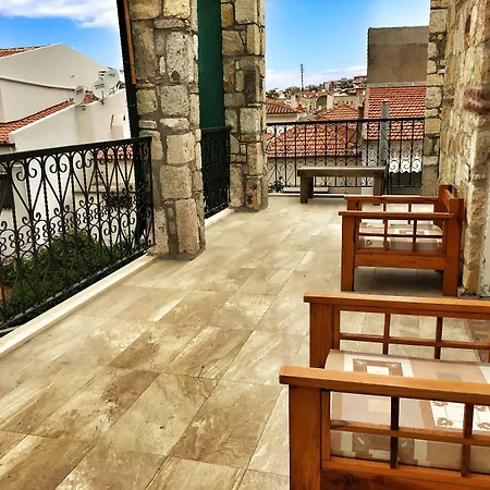 Parmis Boutique House Πανσιόν