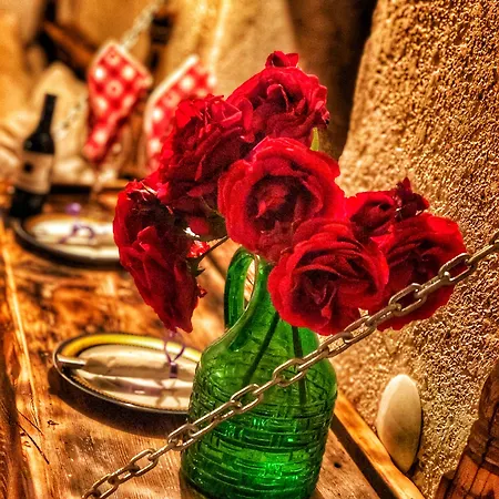 Πανσιόν Parmis Boutique House 3*