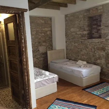 Konukevi Parmis Boutique House