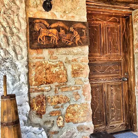 Parmis Boutique House Gasthof 3*