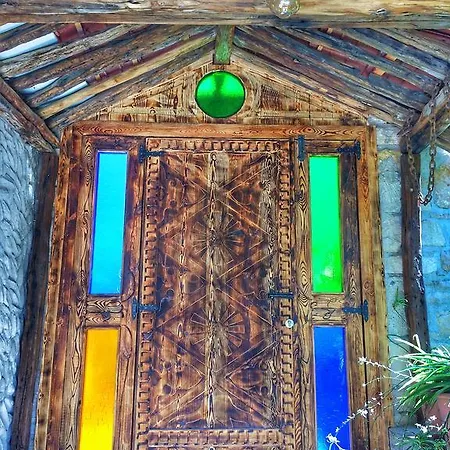 Konukevi Parmis Boutique House