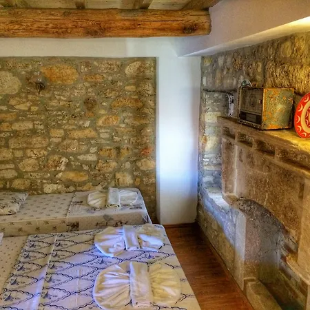 Parmis Boutique House 3* Çeşme