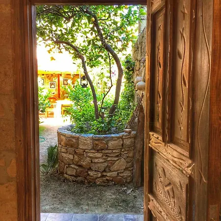 Konukevi Parmis Boutique House Çeşme