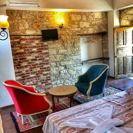 Parmis Boutique House Çeşme