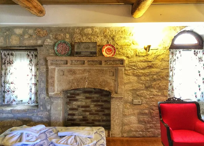 Parmis Boutique House Affittacamere