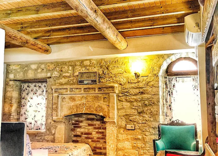 Casa de hóspedes Parmis Boutique House