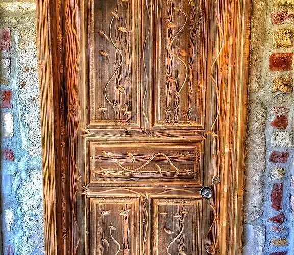 Casa de hóspedes Parmis Boutique House 3*