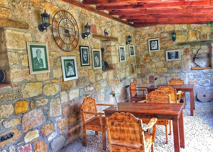 Parmis Boutique House Çeşme