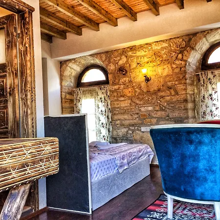 Gasthof Parmis Boutique House Çeşme